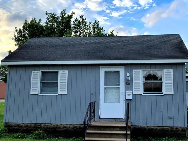 $139,000 | 50 West Oak Street, Coal City, IL 60416