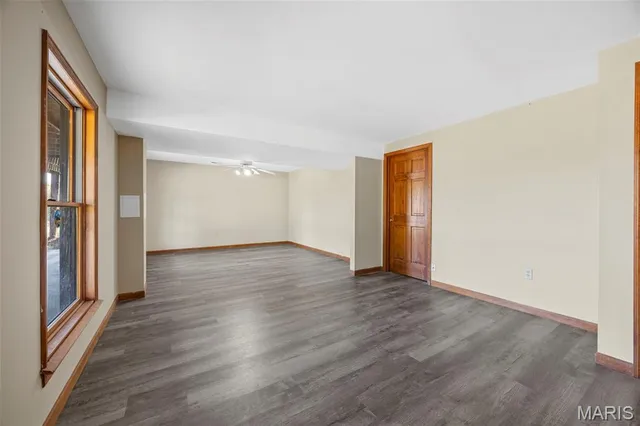 $325,000 | 3218 South S Highway, Winfield, MO 63389