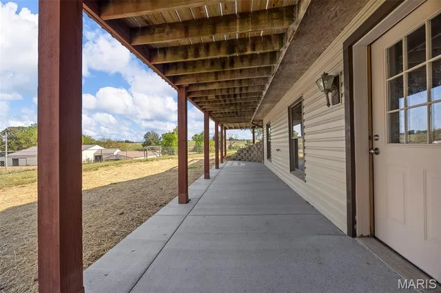 $325,000 | 3218 South S Highway, Winfield, MO 63389