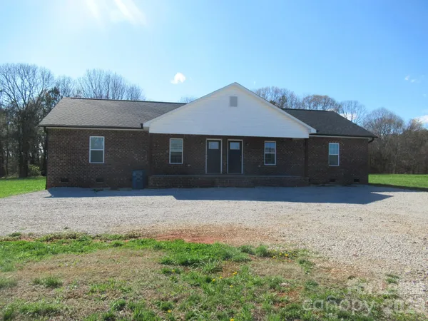 $1,300 | 405 Northbrook III School Road, Vale, NC 28168