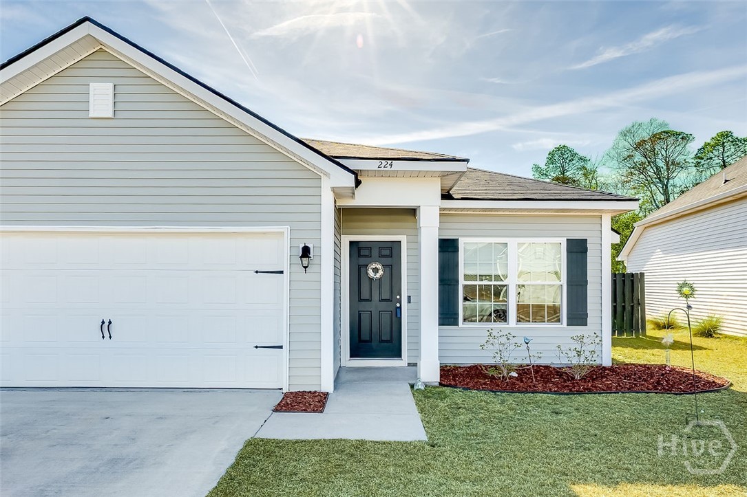 224 Brightleaf Circle Hinesville, GA 31313 - Photo 3 of 30