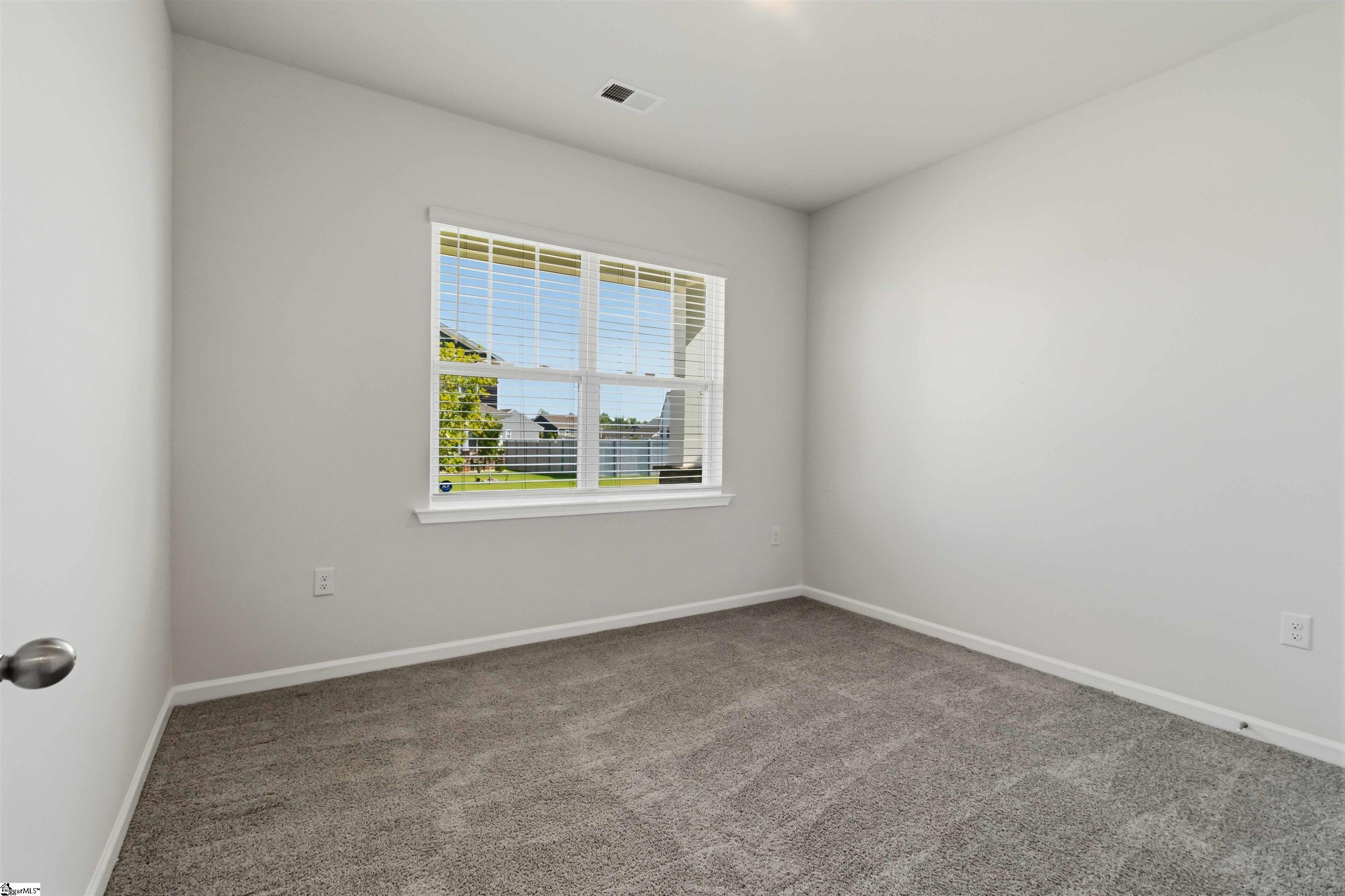 707 Bayridge Road Simpsonville, SC 29680 - Photo 10 of 23