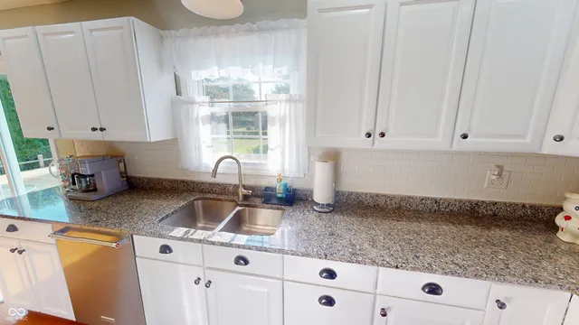 $325,000 | 1197 13th Street, Covington, IN 47932