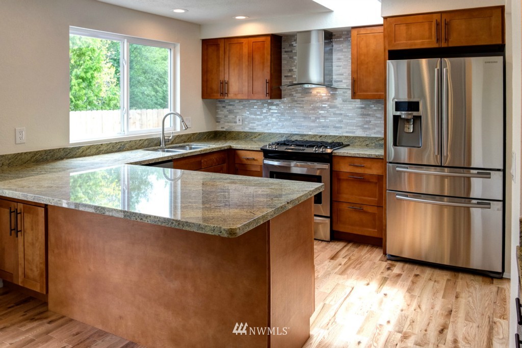 22329 6th Drive Southeast Bothell, WA 98021 - Photo 8 of 25