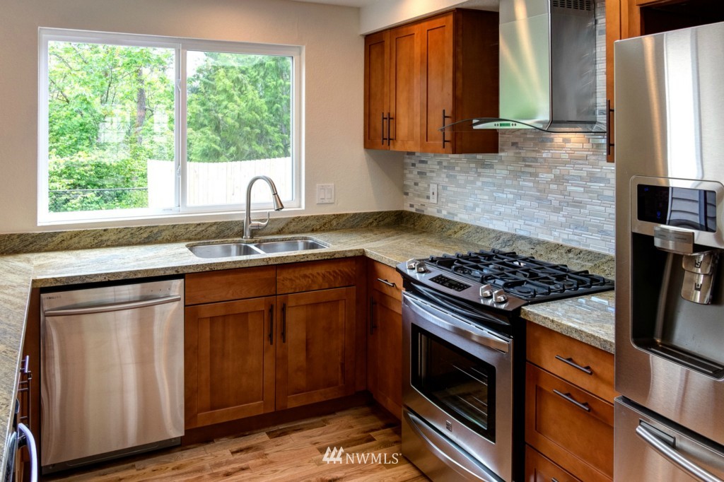 22329 6th Drive Southeast Bothell, WA 98021 - Photo 10 of 25