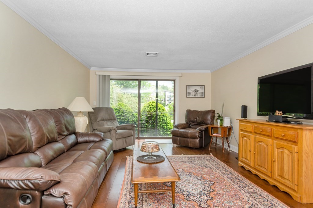 181 Littleton Road, Unit 303 Chelmsford, MA 01824 - Photo 7 of 27 Gallery Image 7
