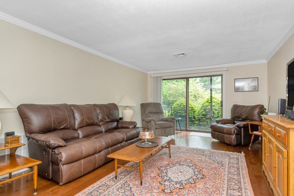 181 Littleton Road, Unit 303 Chelmsford, MA 01824 - Photo 8 of 27 Gallery Image 8