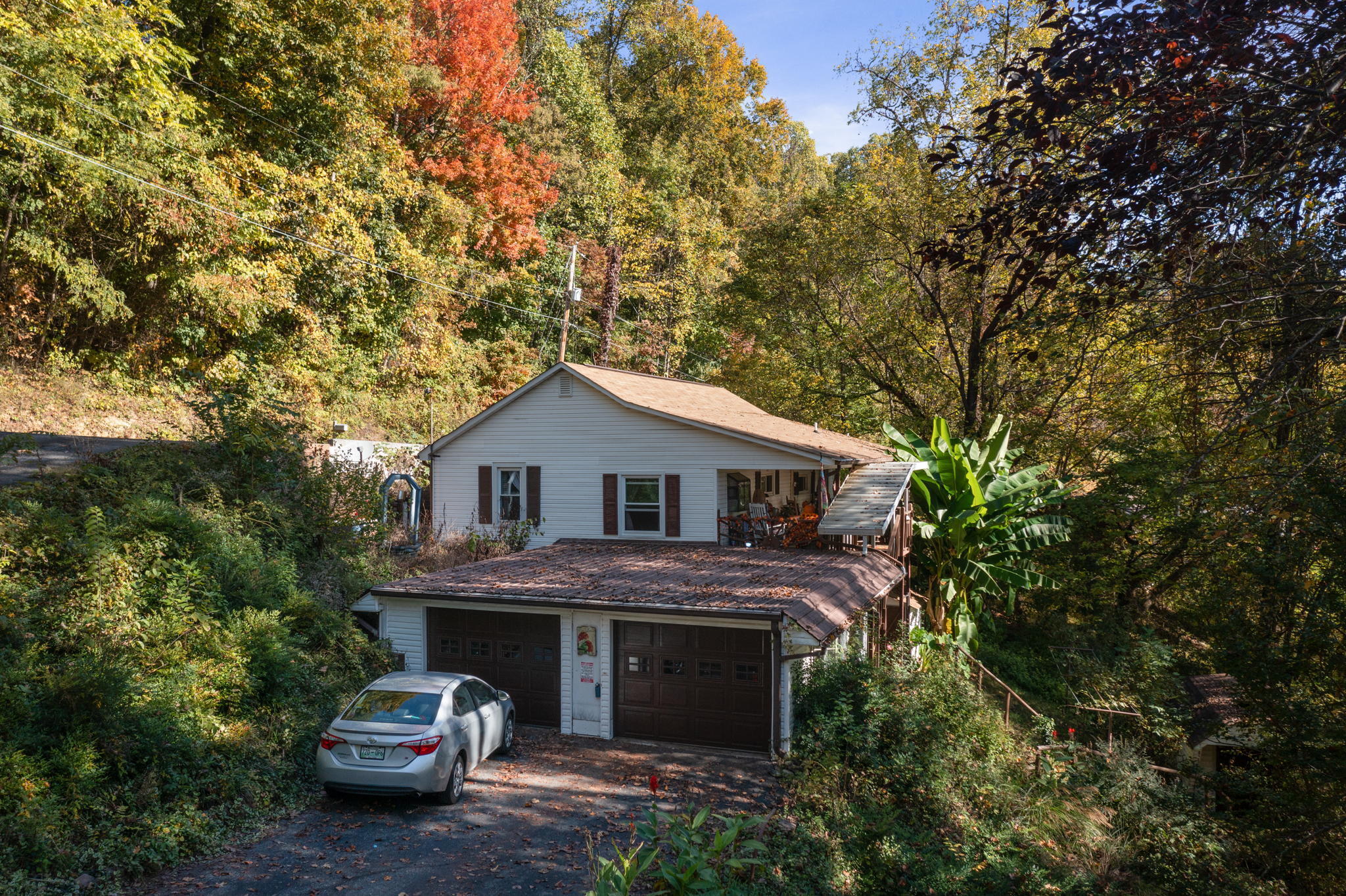 6117 Chestnut Ridge Road Kingsport, TN 37664 - Photo 3 of 22 17-web-or-mls-DJI_0218