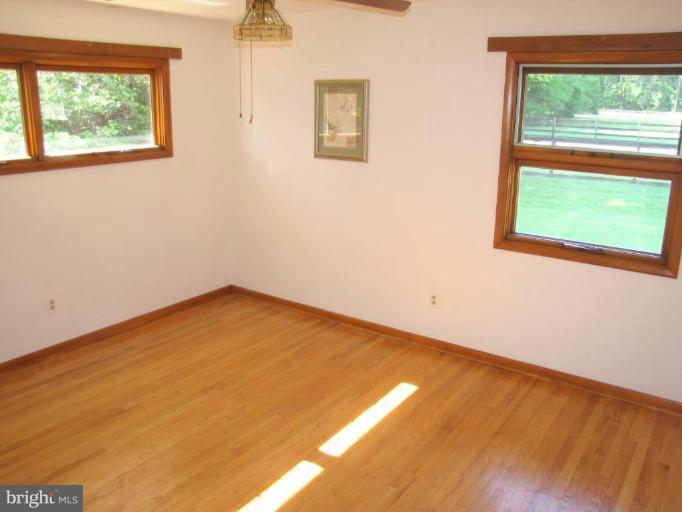 1865 Poplar Ridge Road Pasadena, MD 21122 - Photo 12 of 18 Bedroom #1
