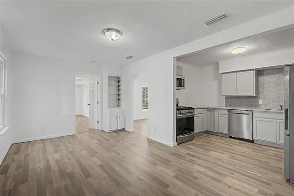 $2,250 | 4603 Bonnie View Road, Dallas, TX 75216
