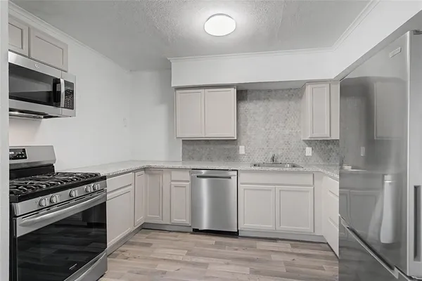 $2,250 | 4603 Bonnie View Road, Dallas, TX 75216