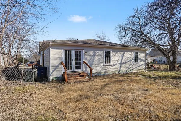 $2,250 | 4603 Bonnie View Road, Dallas, TX 75216