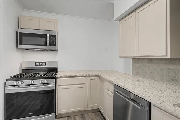 $2,250 | 4603 Bonnie View Road, Dallas, TX 75216