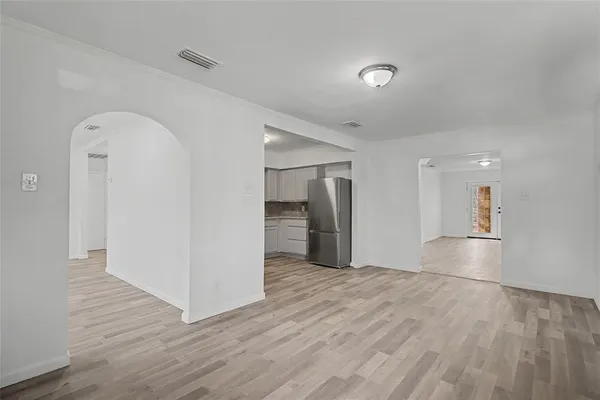 $2,250 | 4603 Bonnie View Road, Dallas, TX 75216