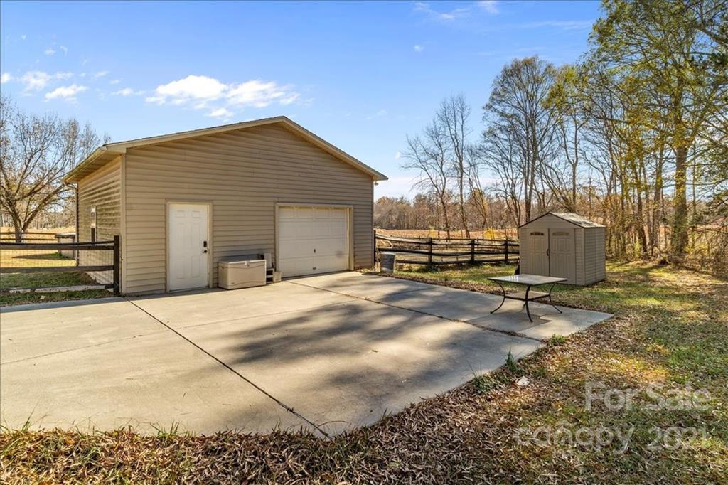 2802 James Hamilton Road Monroe, NC 28110 - Photo 16 of 17 Gallery Image 16