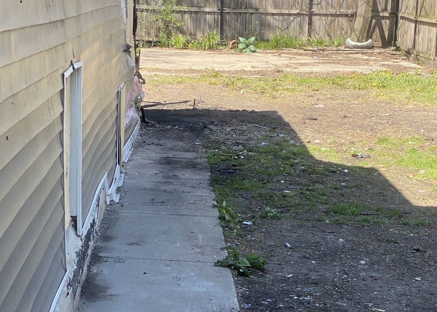 4922 West Ferdinand Street Chicago, IL 60644 - Photo 3 of 9 a view of ocean view with wooden floor