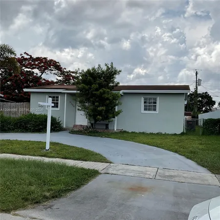 $465,000 | 7395 Garfield Street, Hollywood, FL 33024
