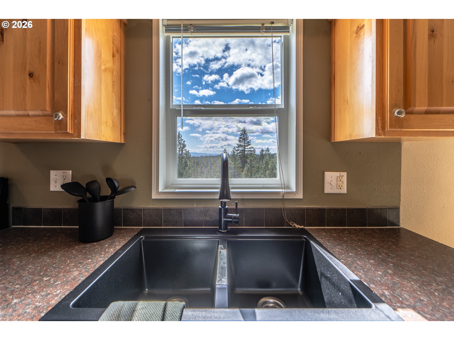 206 Goldenpine Goldendale, WA 98620 - Photo 11 of 27