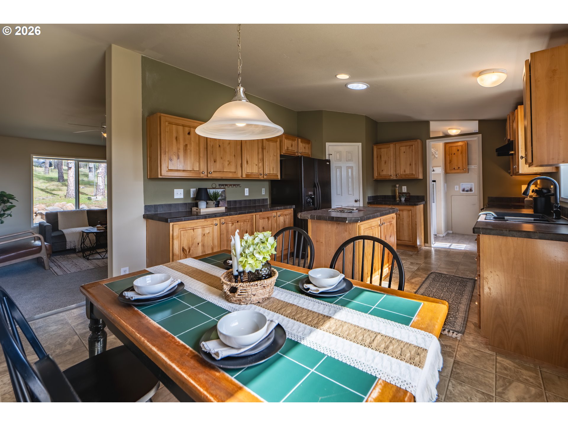 206 Goldenpine Goldendale, WA 98620 - Photo 10 of 27 Dining Area