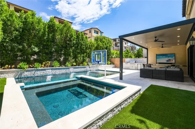 $3,299,999 | 12 Lontano, Lake Forest, CA 92630