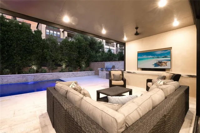 $3,299,999 | 12 Lontano, Lake Forest, CA 92630