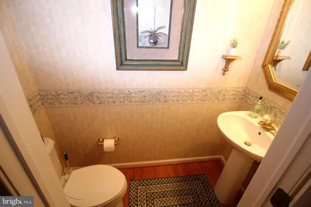 $715,000 | 376 Hobson Place, Blue Bell, PA 19422