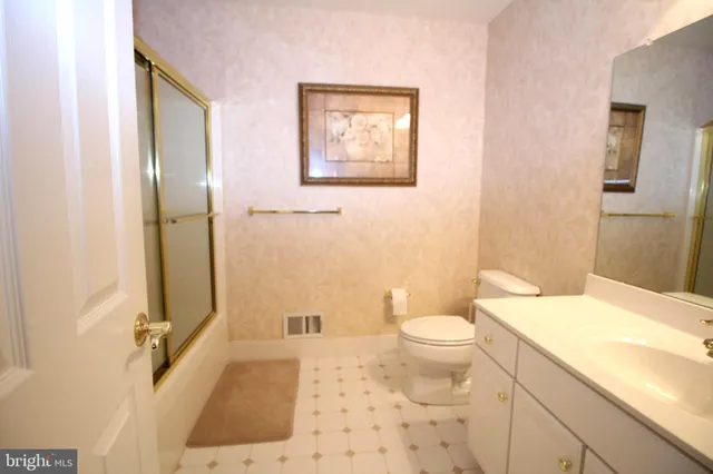 $715,000 | 376 Hobson Place, Blue Bell, PA 19422