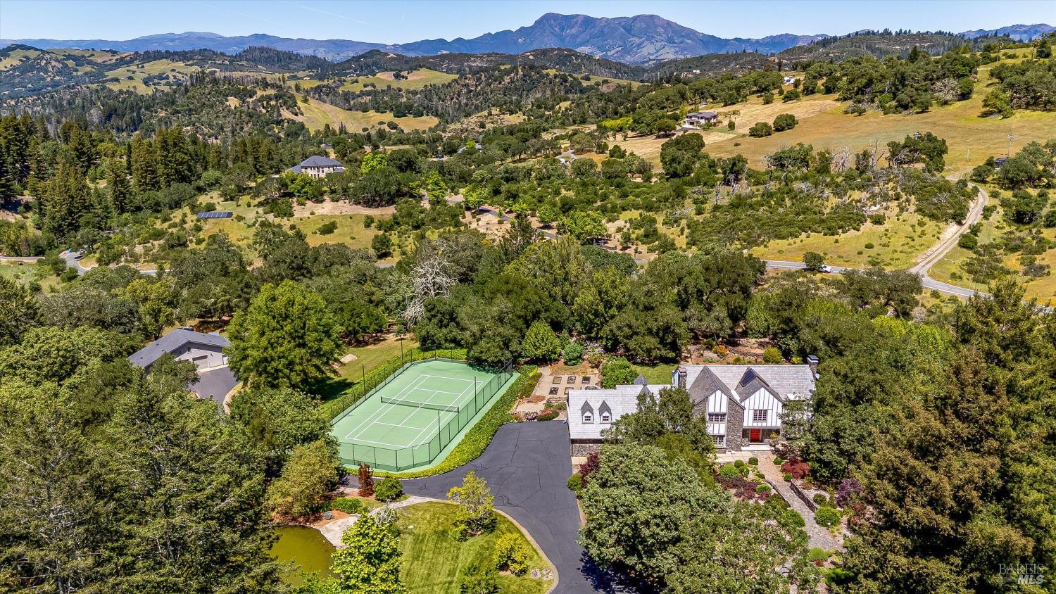 7455 Foothill Ranch Road Santa Rosa, CA 95404 - Photo 3 of 86
