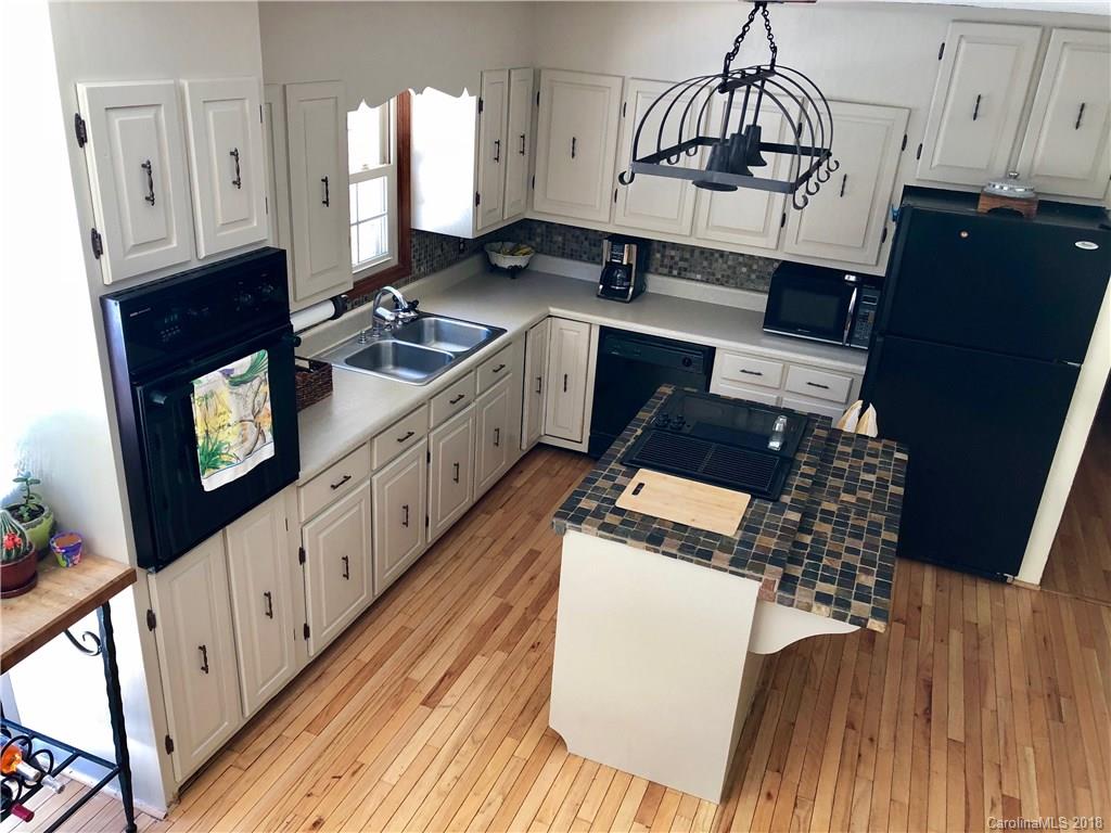 23 McDonald Road Arden, NC 28704 - Photo 5 of 14 Gallery Image 5