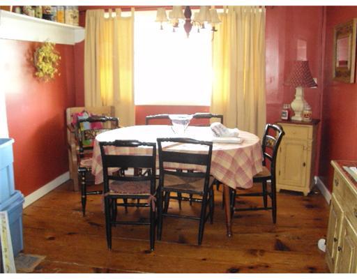 10 Riverside Avenue Saco, ME 04072 - Photo 12 of 18 Dining Room.