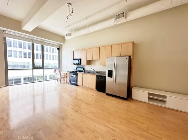 $2,350 | 175 South Lake Avenue, Unit 307, Pasadena, CA 91101