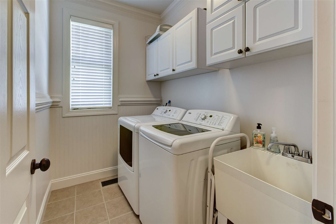 5804 Turner Store Lane Raleigh, NC 27603 - Photo 15 of 25 1st floor laundry