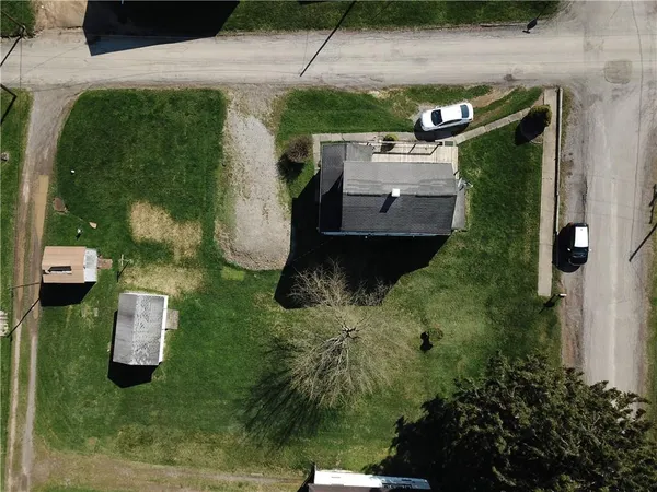 $89,900 | 1027 1st Street, Kittanning, PA 16201