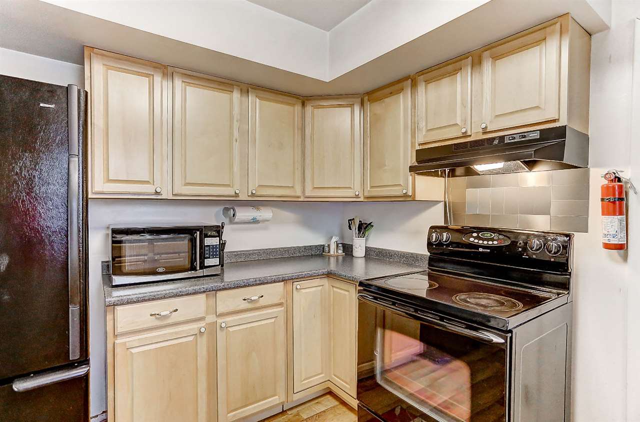 7321 Bluffton Road Fort Wayne, IN 46809 - Photo 13 of 32