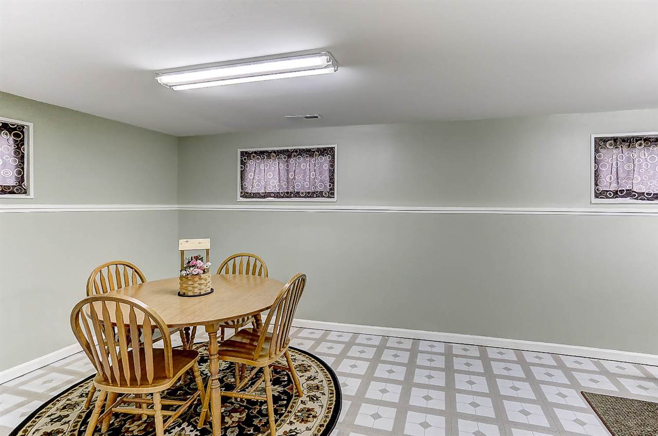 7321 Bluffton Road Fort Wayne, IN 46809 - Photo 21 of 32