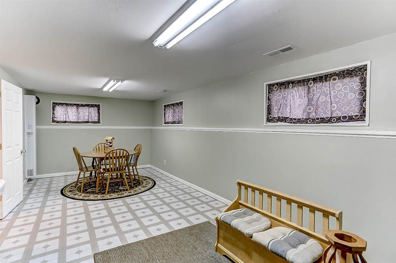 7321 Bluffton Road Fort Wayne, IN 46809 - Photo 24 of 32