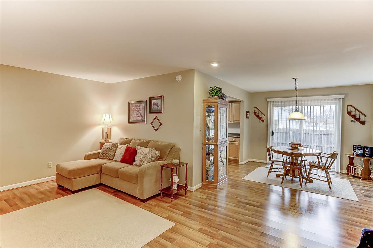 7321 Bluffton Road Fort Wayne, IN 46809 - Photo 7 of 32