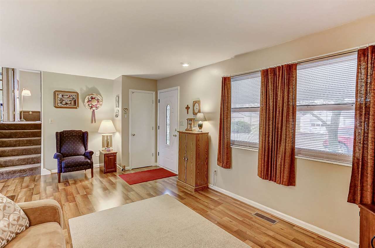 7321 Bluffton Road Fort Wayne, IN 46809 - Photo 8 of 32