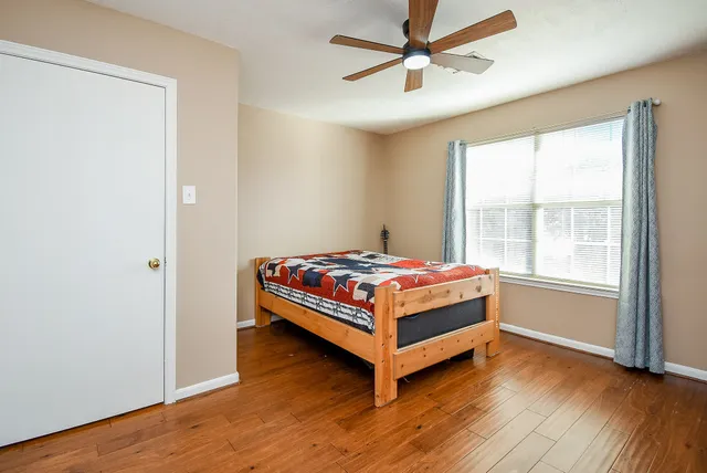 $299,000 | 4622 Saba Road, Houston, TX 77045