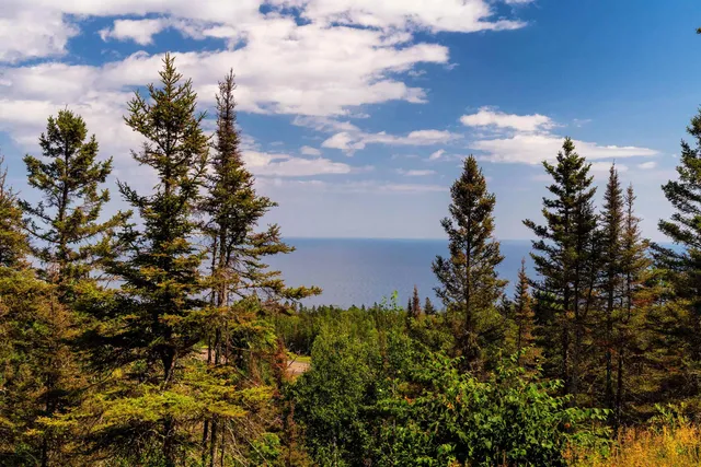 $179,900 | 5731 Illgen Pines Road, Silver Bay, MN 55614