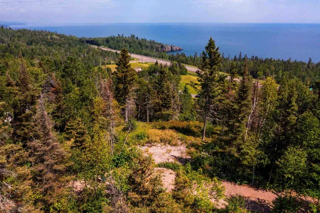 $179,900 | 5731 Illgen Pines Road, Silver Bay, MN 55614