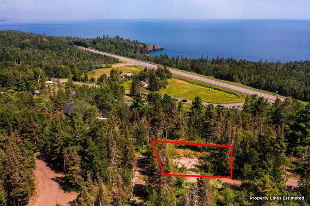 $179,900 | 5731 Illgen Pines Road, Silver Bay, MN 55614
