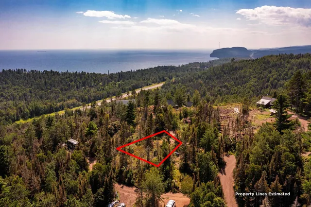 $179,900 | 5731 Illgen Pines Road, Silver Bay, MN 55614