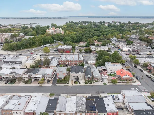 $1,275,000 | 416 Revere Avenue | Throgs Neck
