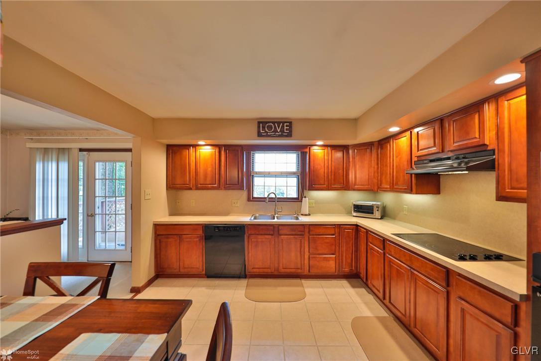 3276 Highland Road Orefield, PA 18069 - Photo 14 of 49 Gallery Image 14