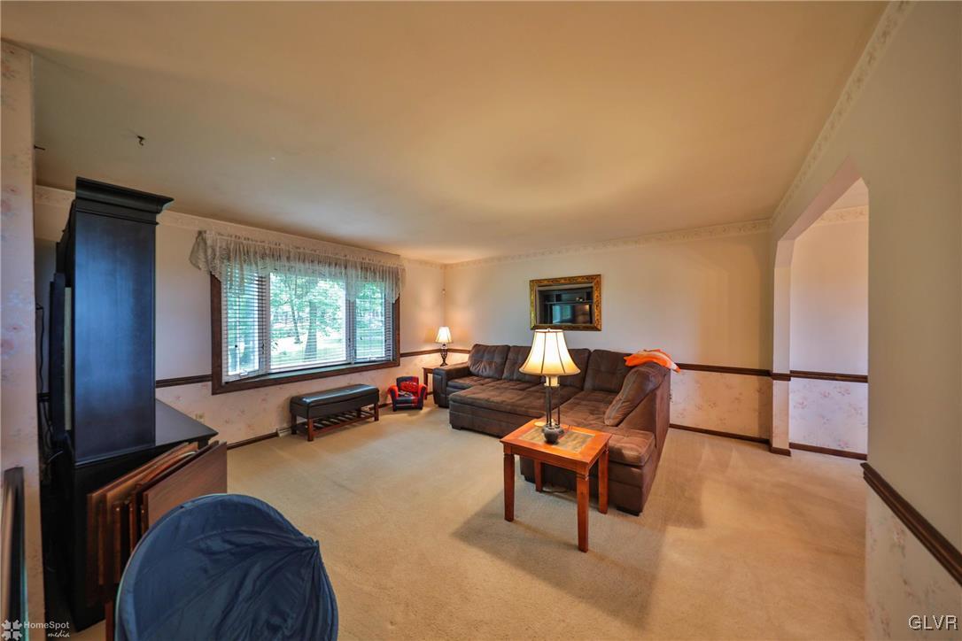 3276 Highland Road Orefield, PA 18069 - Photo 7 of 49 Gallery Image 7