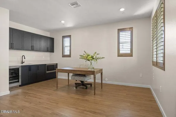 $1,149,900 | 2460 Haley Pt Drive, Unit 105, Ventura, CA 93003