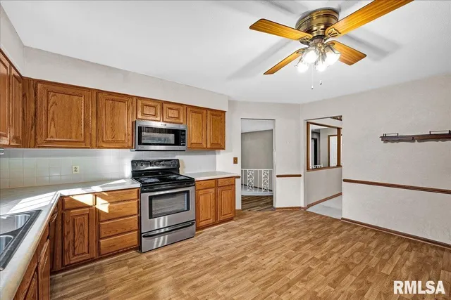 $292,500 | 192 Potawatomi Road, Galesburg, IL 61401