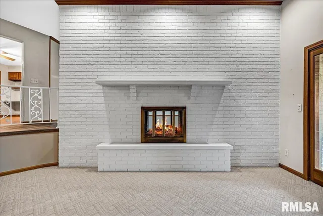 $292,500 | 192 Potawatomi Road, Galesburg, IL 61401