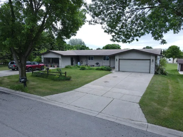 $410,000 | 1710 North Park Street, Fergus Falls, MN 56537